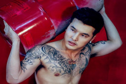 Nhạc - Tuổi thơ dữ dội của Ưng Hoàng Phúc: 1 tuần tuổi uống thuốc ngủ, suýt mất mạng vì điện giật