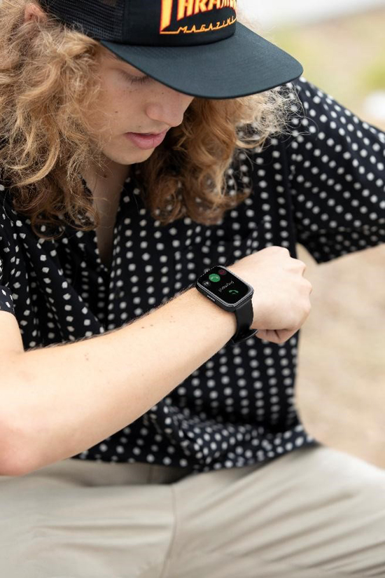 Thiết bị được trang bị bluetooth kép để giữ cho việc kết nối bluetooth và truyền âm thanh ổn định trong khi gọi