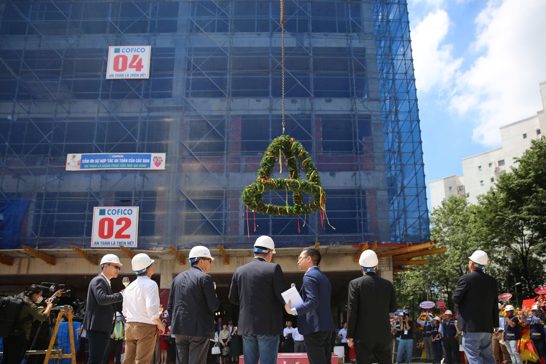 OfficeHaus đang gấp rút hoàn thiện dự án để kịp tiến độ bàn giao văn phòng vào tháng 10/2022