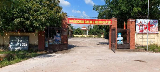 Trụ sở xã Hồng Sơn, nơi có 11 cán bộ đi Phú Quốc vào ngày làm việc - Ảnh: Yên Thành
