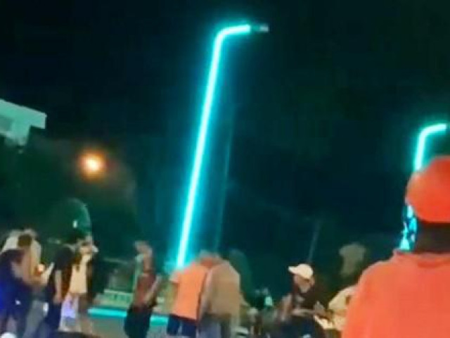 Pháp luật - Một lãnh đạo huyện Đắk Hà thông tin về clip thanh niên bị đánh gần trụ sở công an