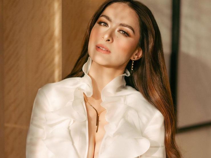 Thời trang - "Người đàn bà đẹp nhất Philippines" diện set đồ hơn 600 triệu đồng