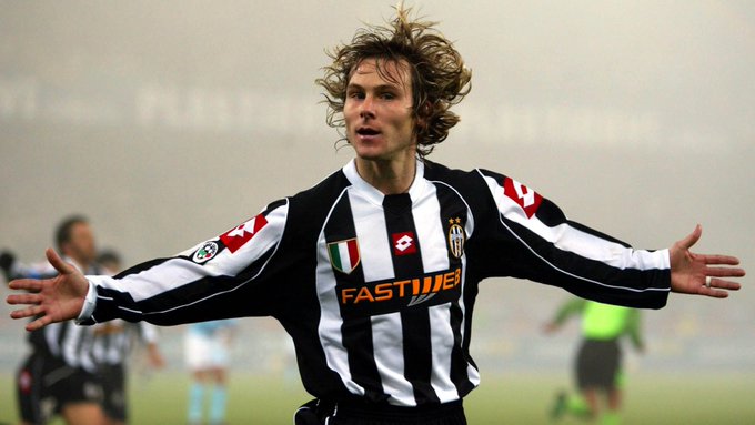 Nedved là cầu thủ bóng đá nổi tiếng