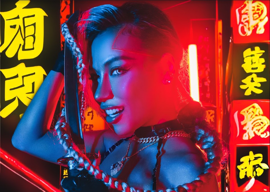 "Phù thủy" đứng sau màn lột xác của loạt sao Việt gây ngỡ ngàng với tạo hình mới - 4