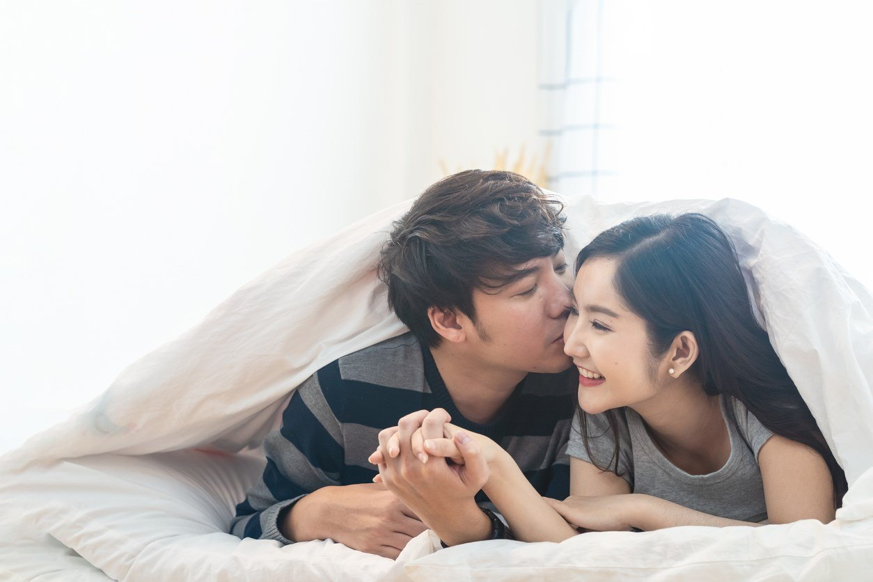 Estrogen, progesterone và testosterone là ba hormone giới tính có vai trò quan trọng trong quá trình phát triển sinh lý ở nữ giới. Ảnh: The Asian Parent