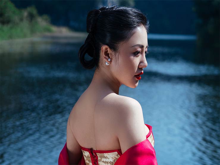 Thời trang - Văn Mai Hương tự tin “cân” mọi trang phục hiểm hóc sau khi lấy lại body đỉnh cao