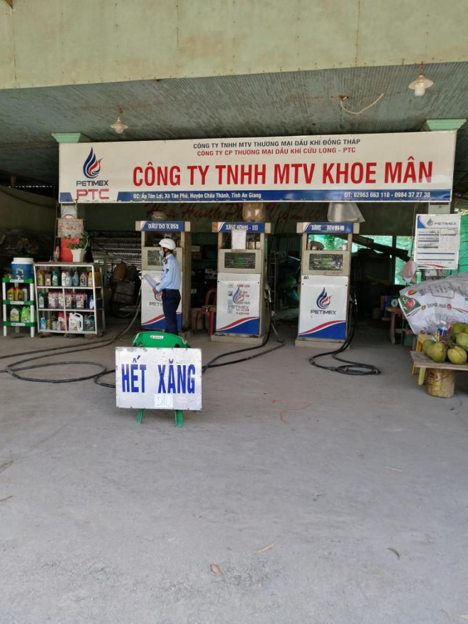 Tính đến 30-8 đã có đến 40 cơ sở xăng dầu trên địa bàn tỉnh An Giang thông báo là hết xăng.