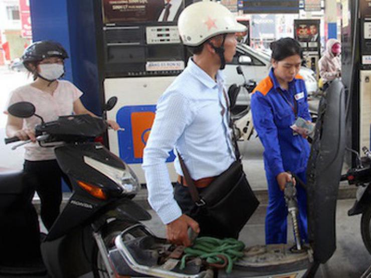 Thị trường - Tiêu dùng - Giá xăng dầu hôm nay 2/9: Tăng giá trở lại