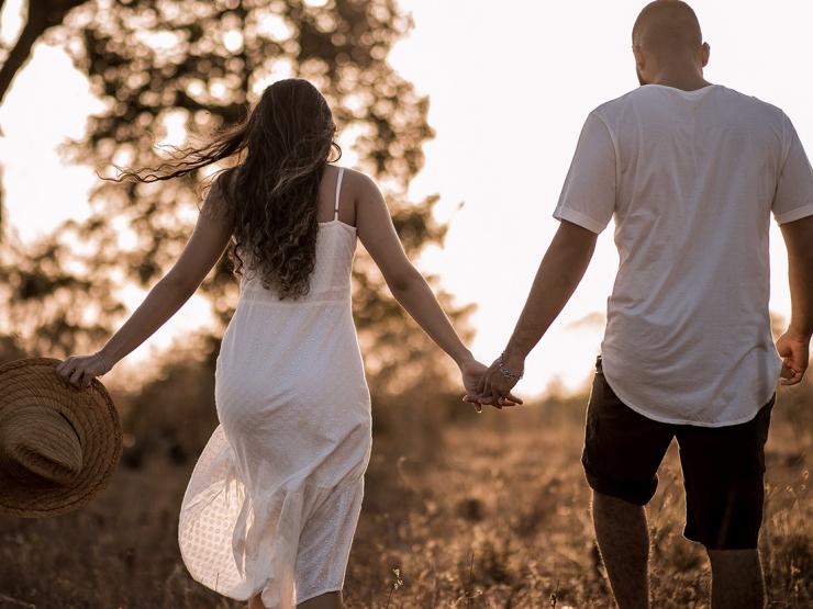 Bạn trẻ - Cuộc sống - Mới yêu 3 tháng, bạn trai đã đòi hỏi 'chuyện ấy', em phải làm sao?