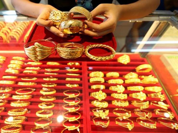 Kinh doanh - Giá vàng hôm nay 1/9: Tiếp tục lao dốc không phanh