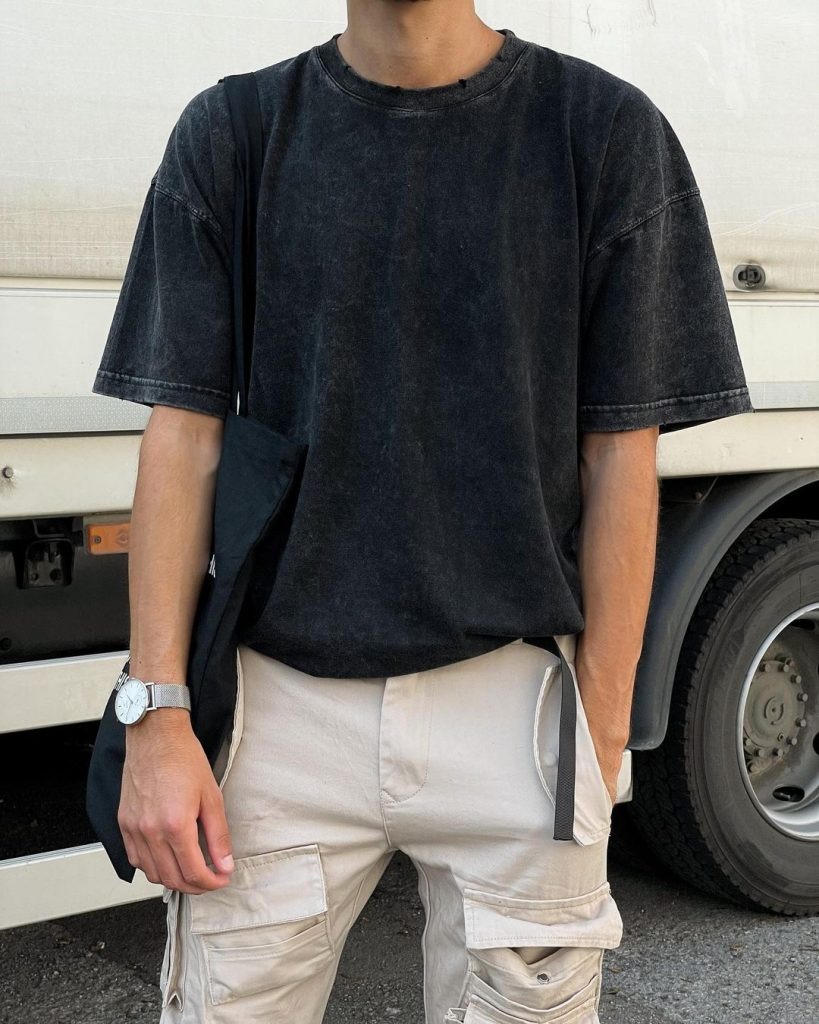 Cách phối áo phông cho phong cách streetwear - 2