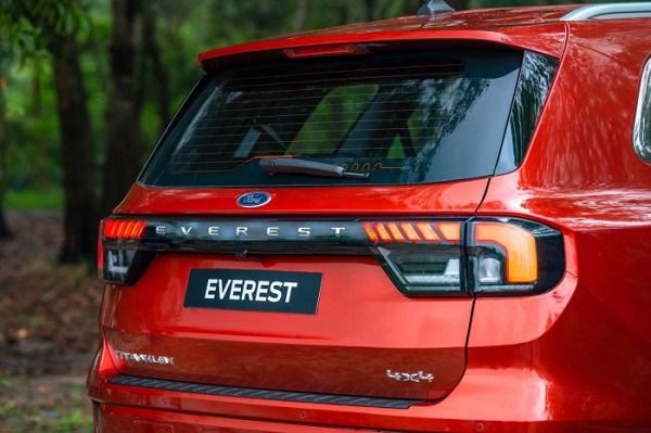 Bảng giá xe Ford Everest mới nhất trong tháng 09/2022 - 7