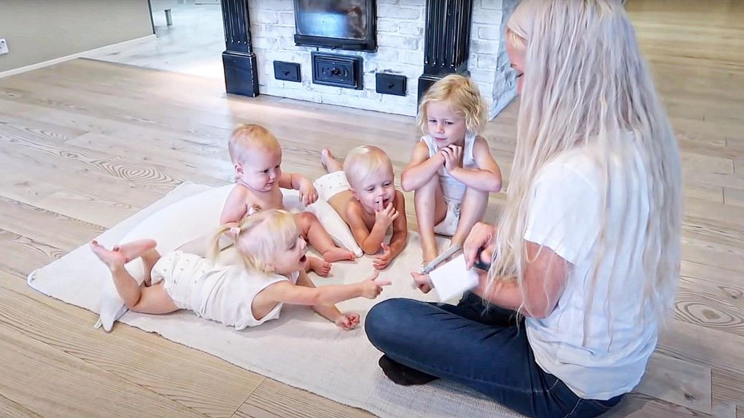 Taina khoe thói quen bận rộn của mình trên Instagram
