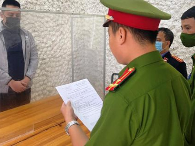 Pháp luật - Nhân viên công ty giao hàng ôm tiền tỉ trốn sang Campuchia