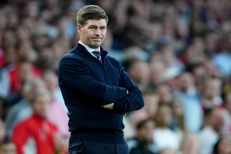 Gerrard thừa nhận lo lắng&nbsp;bị Aston Villa sa thải