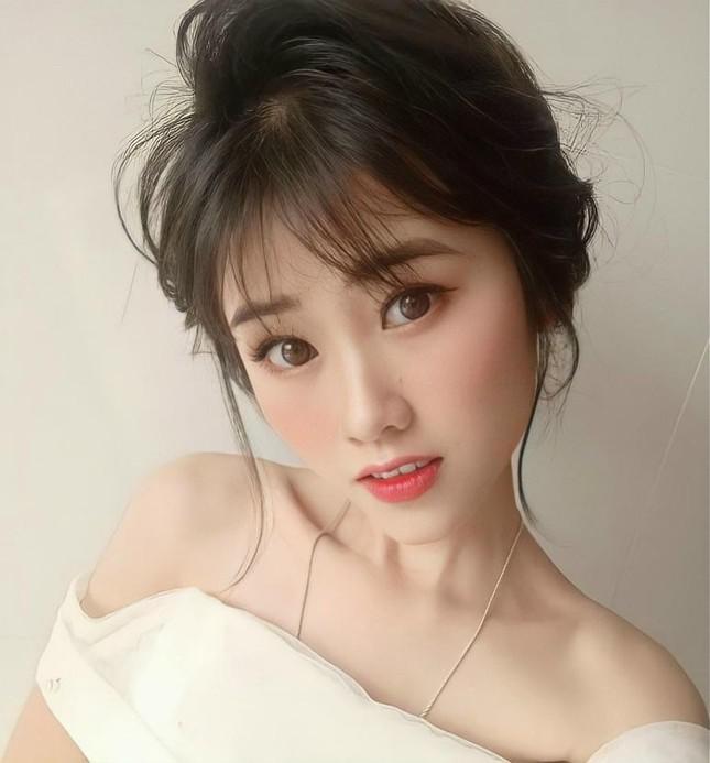 Nữ sinh xinh đẹp quê Phúc Thọ bỏ ngành sư phạm Toán học để theo đuổi ngành Lâm học - 2