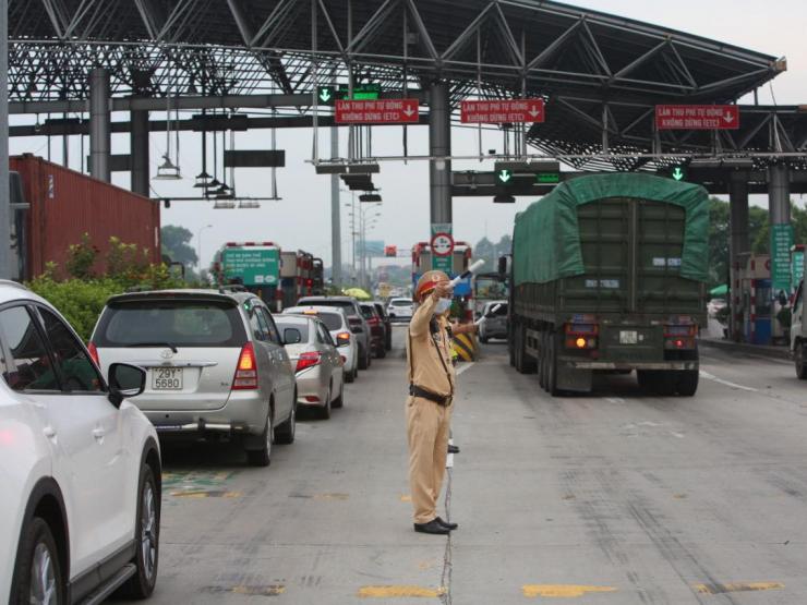 Tin tức trong ngày - 13 người chết vì tai nạn giao thông trong ngày đầu nghỉ lễ 2/9