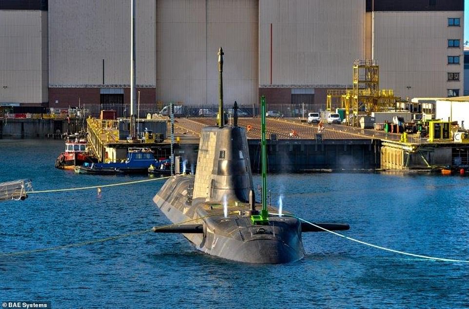 Hé lộ tàu ngầm tấn công hạt nhân hiện đại nhất của Anh trị giá 1,5 tỉ USD - 3