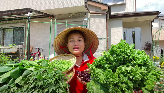 Nữ YouTuber được yêu mến nhờ những clip giản dị, chân thực