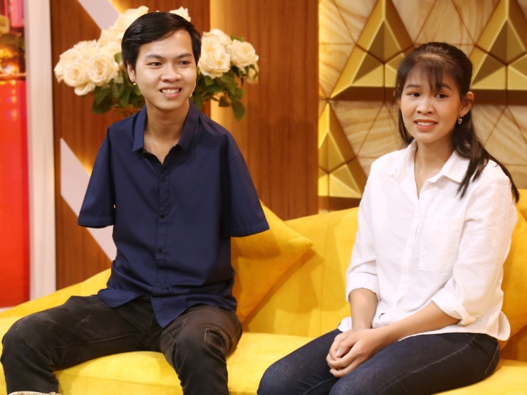 Giải trí - Ngọc Ánh xúc động với câu chuyện người vợ xinh đẹp cưới chồng không tay