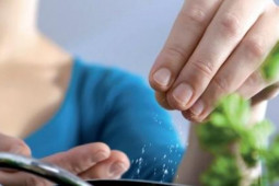 Sức khỏe đời sống - Hầu hết những người mắc bệnh tuyến giáp đều có 4 hành vi này, nếu mắc phải thì nên thay đổi sớm