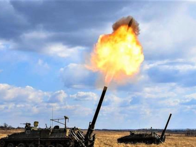 Thế giới - Cối tự hành 2S4 Tyuplan Nga phá hủy sở chỉ huy Ukraine