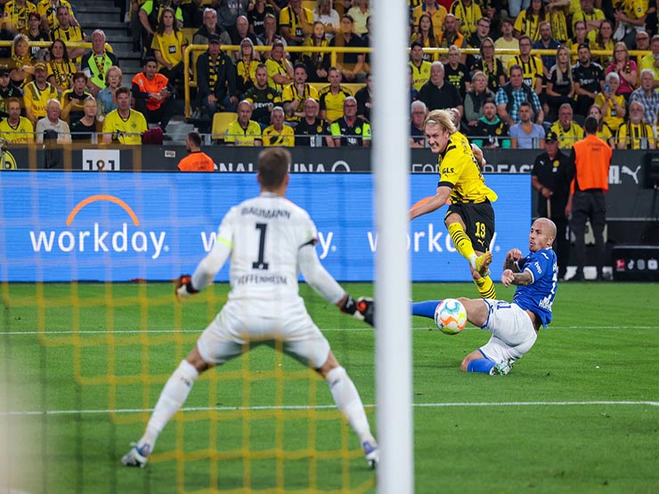 Video bóng đá Dortmund - Hoffenheim: “Hoàng tử” Reus lập công, đánh chiếm ngôi đầu (Vòng 5 Bundesliga)