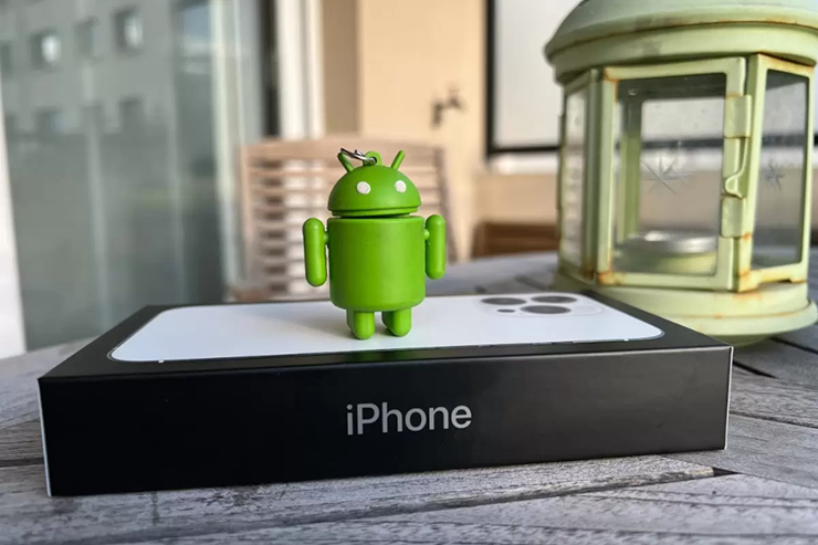 Doanh số iPhone lần đầu vượt mặt Android - 1
