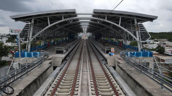 Cận cảnh 11 nhà ga trên cao của tuyến metro số 1 - 5