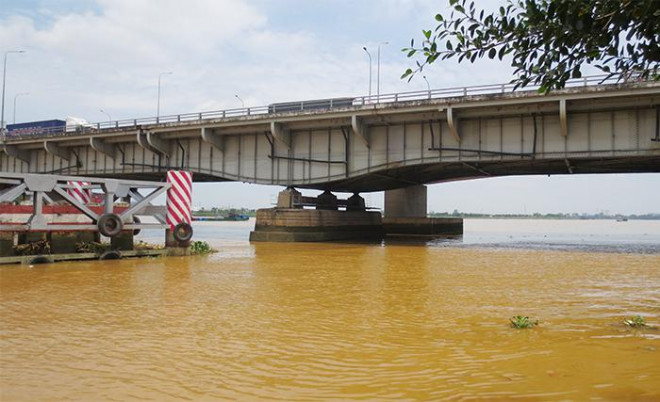 Lão ngư 20 năm cứu người trên sông Đồng Nai - 3