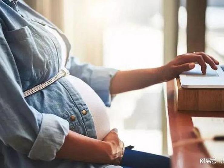 Kinh doanh - MXH Trung Quốc dậy sóng vì công ty yêu cầu nữ nhân viên phải từ chức nếu có thai