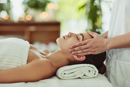 Sức khỏe đời sống - Người phụ nữ ngửi thấy mùi hôi khi đang mát xa, bác sĩ toát mồ hôi: “Bệnh nhân mắc bệnh nan y”