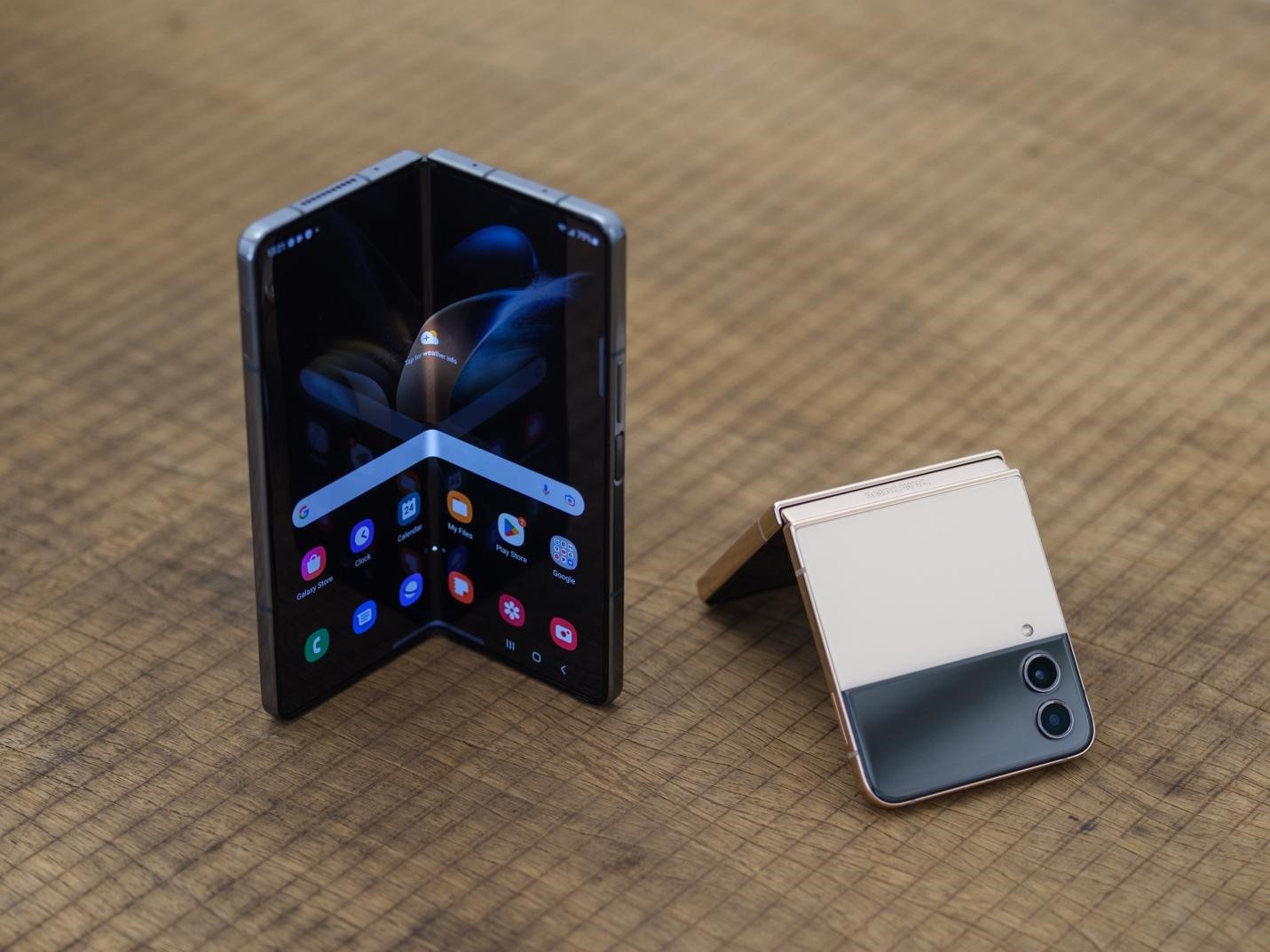 Giới công nghệ nhận định Galaxy Z chắc chắn thay đổi bộ mặt ngành di động với Flex Mode - 3