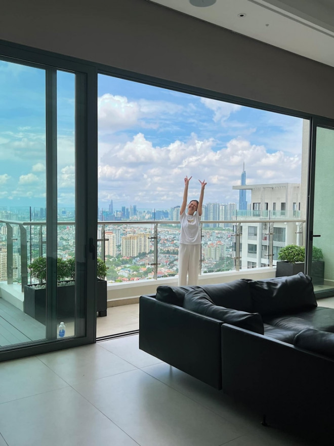 Bất ngờ về căn penthouse của nàng hậu từng phải nghỉ học 2 năm do gia đình quá khó khăn - 4