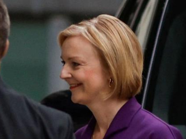 NÓNG: Bà Liz Truss sẽ là thủ tướng tiếp theo của Anh