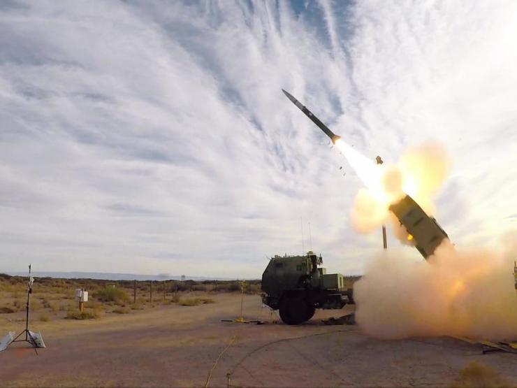 Cựu tướng Mỹ nói về tác động của pháo phản lực HIMARS ở Ukraine 