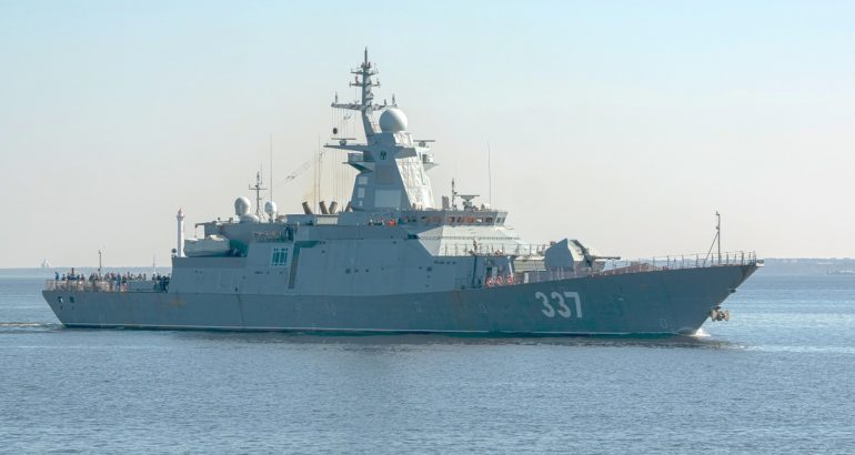 Tàu hộ vệ tên lửa Gremyashchy thuộc Hạm đội Thái Bình Dương Nga.