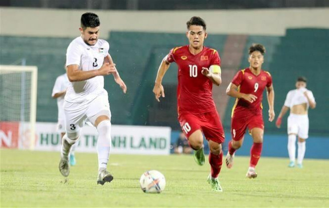 U20 Việt Nam (áo đỏ) hoàn thành các trận giao hữu trước thềm vòng loại U20 châu Á 2022