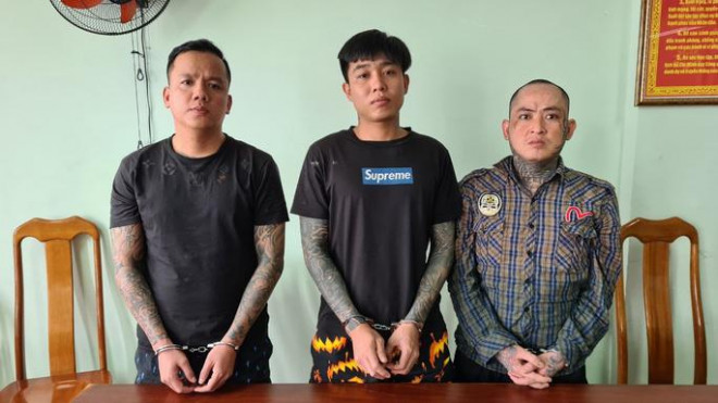 3 đối tượng vừa bị bắt theo lệnh truy nã