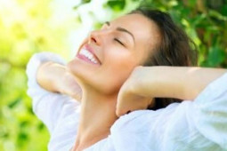 Bạn trẻ - Cuộc sống - Những ngày tốt giờ đẹp trong tháng 9 dương lịch đi cắt tóc, tậu xe, ký kết hợp đồng may mắn nhất