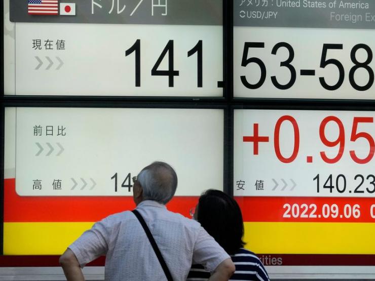 Kinh doanh - Đồng Yên tiếp tục lao dốc, chính phủ Nhật sẽ giải cứu?