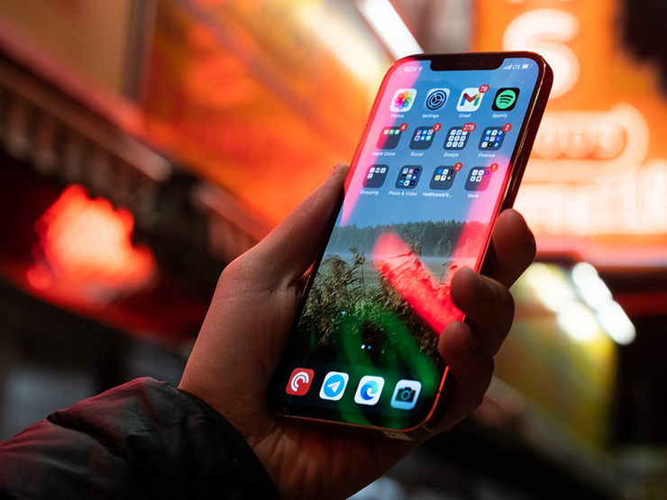 Thời trang Hi-tech - Mẫu iPhone "viền vuông" cực đẹp đang có mức giá tốt bậc nhất hiện nay