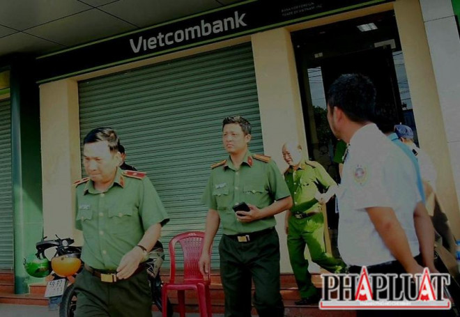 Thiếu tướng Nguyễn Sỹ Quang, Giám đốc Công an tỉnh Đồng Nai trực tiếp có mặt tại hiện trường để chỉ đạo điều tra. Ảnh: VH.