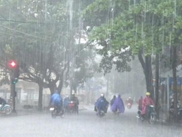 Tin tức trong ngày - Đợt mưa lớn diện rộng ở miền Bắc và miền Trung còn kéo dài đến khi nào?