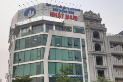 Kinh doanh - Hòa Bình cảnh báo sự bất thường của một doanh nghiệp bất động sản