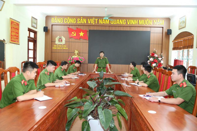 Phòng Cảnh sát hình sự Công an tỉnh Lai Châu họp chuyên án.