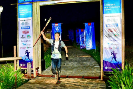 Kỷ lục chưa từng thấy: "Siêu nhân" Quang Trần chạy 160km chưa đầy 1 ngày