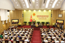 Giáo dục - du học - Hà Nội không tăng học phí năm 2022-2023, chi hơn 250 tỷ hỗ trợ nhân viên y tế công lập