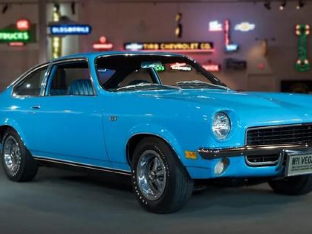 Tin tức ô tô - 10 chiếc xe bán chạy như 'tôm tươi' nhưng cuối cùng lại làm hỏng thương hiệu