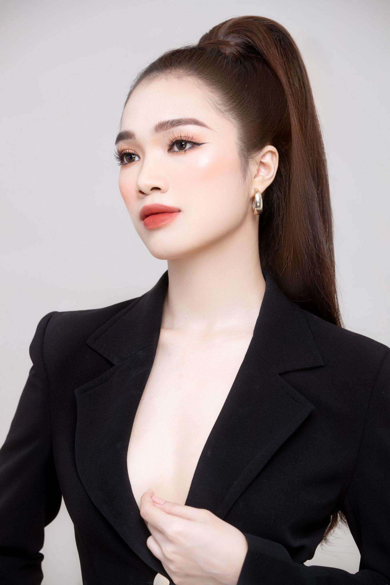 Chân dung Trần Ngọc Thúy Vy – Giám đốc Kinh doanh của Công ty Cổ phần Xuất nhập khẩu Hoàng Thị